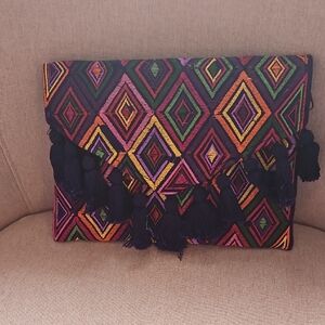 Multicolor Geometric Pattern Clutch